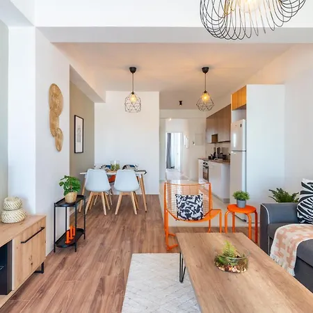 Bianca 2-bedroom In * Larnaca