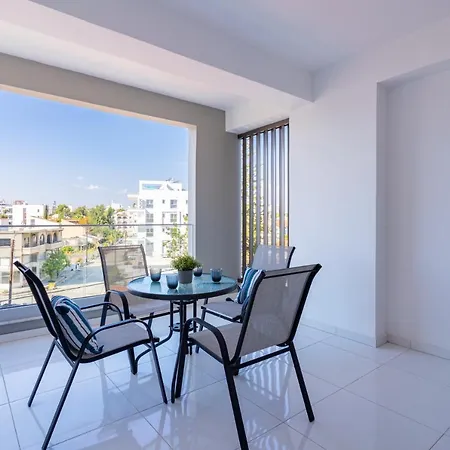 Bianca 2-bedroom In * Larnaca