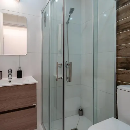 Bianca 2-bedroom In * Larnaca