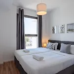 Bianca 2-bedroom In Apartment *